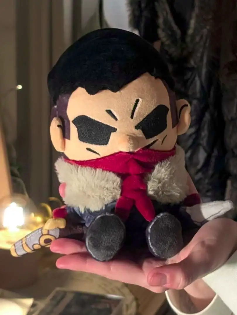 Gemmie's Dismas plushie